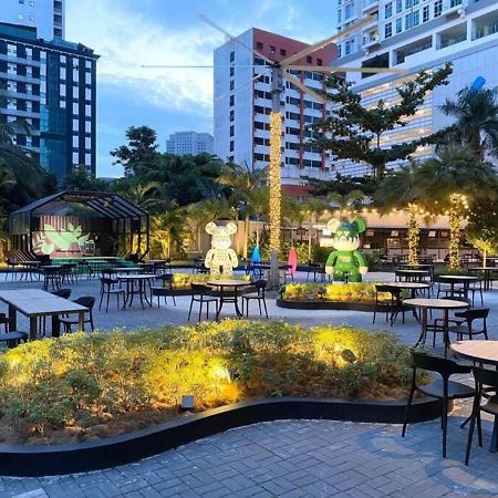 Seaview Condo Near Rf Mall, Food Court & Free Netflix Johor Bahru Exterior foto