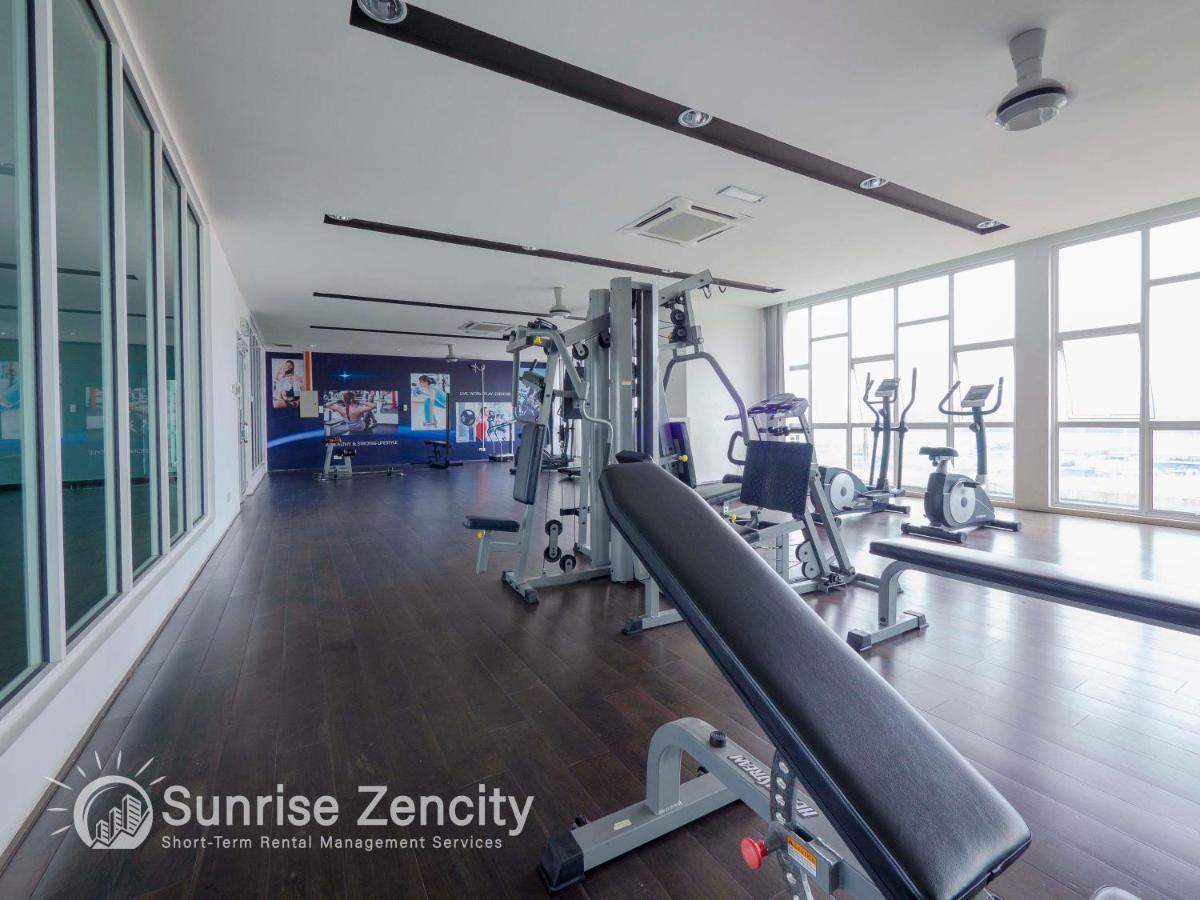 Seaview Condo Near Rf Mall, Food Court & Free Netflix Johor Bahru Exterior foto